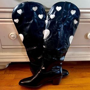 Black and white heart cowboy boots